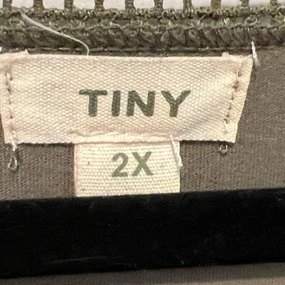 Tiny Anthropologie Tatiana olive green short sleeve faux wrap top size 2X - Picture 8 of 8